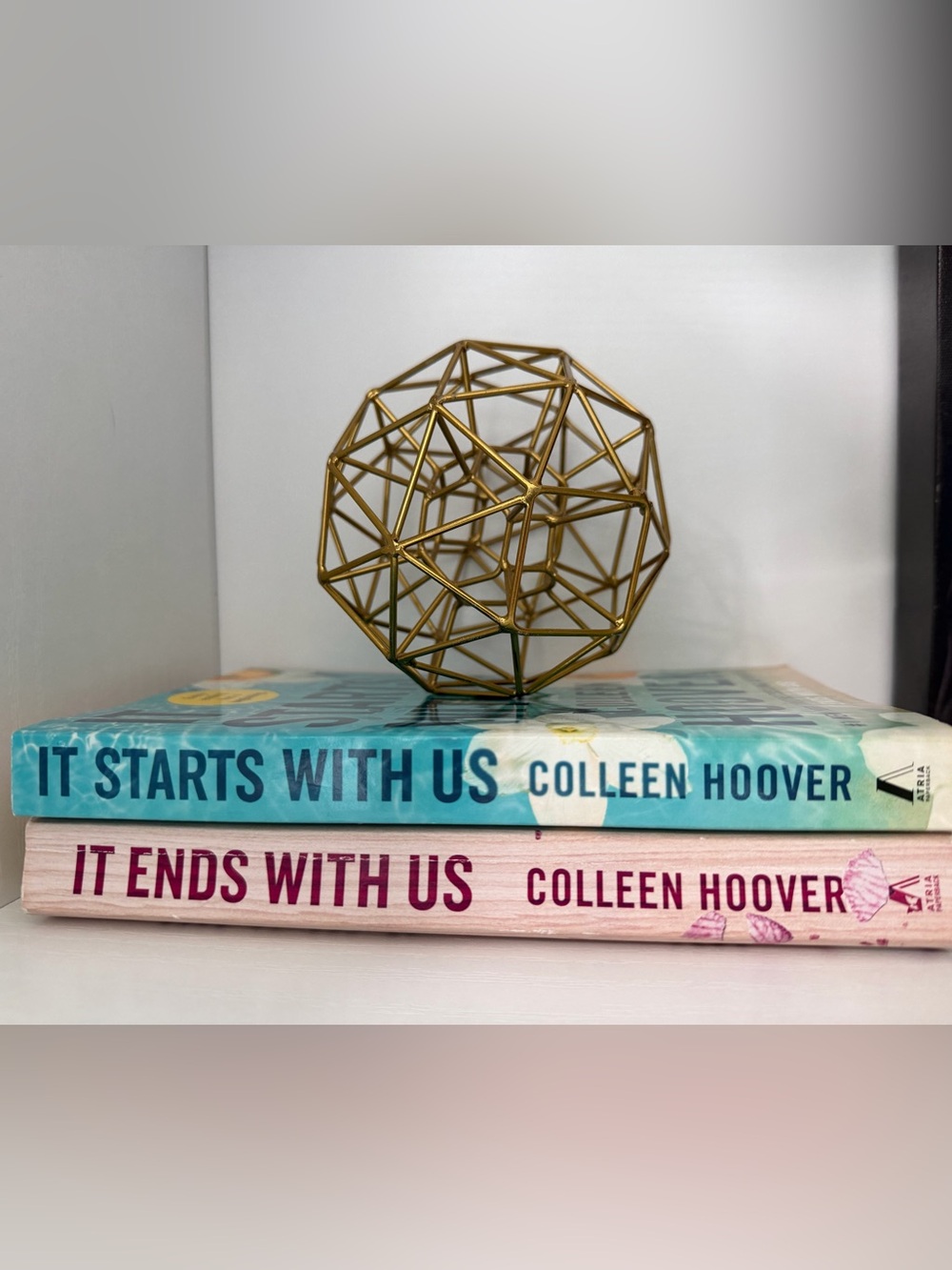 Colleen Hoover It Ends With Us + It Starts With Us 2 Book Set